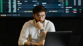 Крипторинок: CORE і THETA зростають, але ліквідації активів досягають 230 мільйонів доларів
