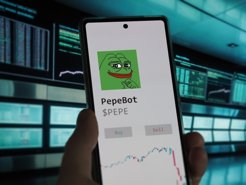 Крупные инвесторы продолжают накапливать PEPE: мем-коин на пороге роста при поддержке покупателей