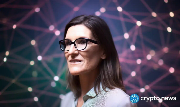 Кэти Ууд: Биткойн может превзойти золото с рыночной капитализацией в 2 триллиона долларов