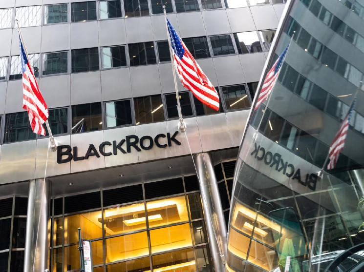 BlackRock и Биткойн: Почему крупнейший инвестор не может изменить лимит в 21 миллион монет