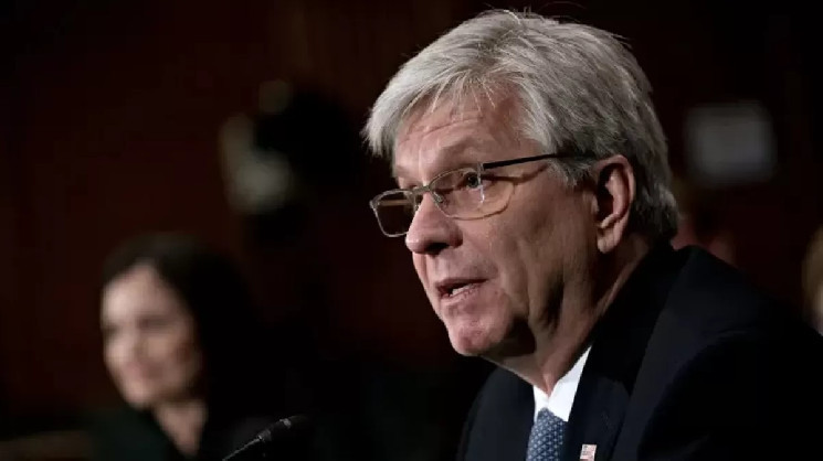 Уоллер з ФРС: Інфляція у руху до цільових 2%, але зниження ставок ще можливе