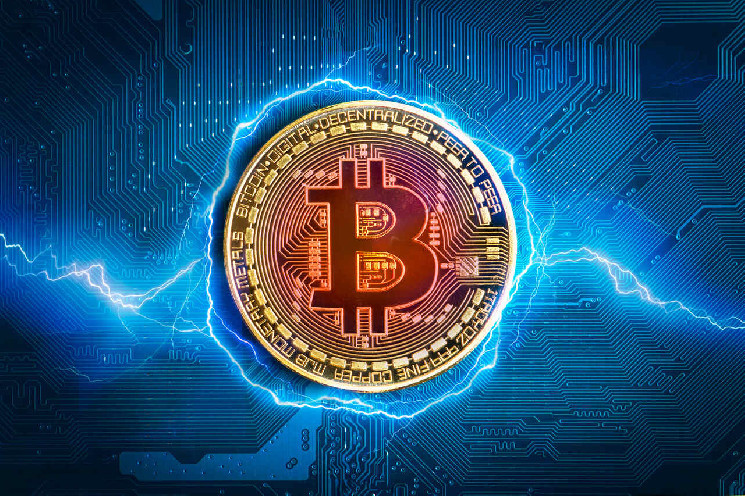 Анализ ценовых тенденций Биткойна: падение ниже $100,000 и прогнозы на ближайшие недели