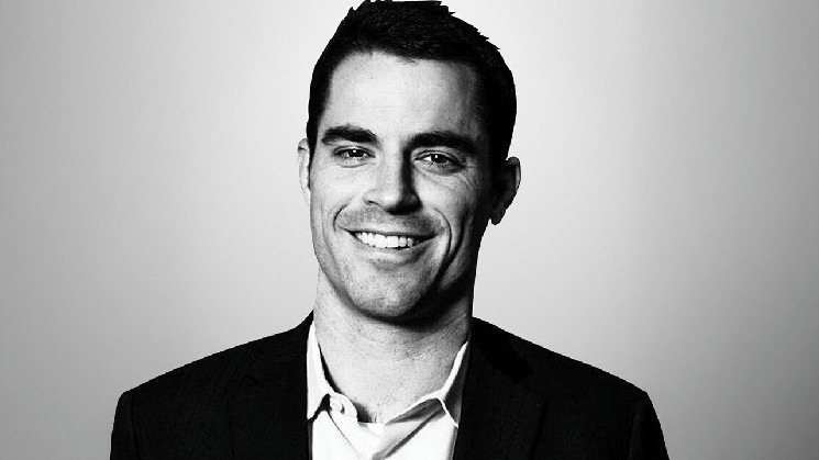 Аарон Дей закликає до боротьби за свободу Рожера Вера: випадок, що відображає загрозу урядовому перевищенню повноважень.