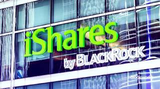 IBIT от BlackRock: как биткойн ETF быстро набирает обороты с активами более $60 миллиардов