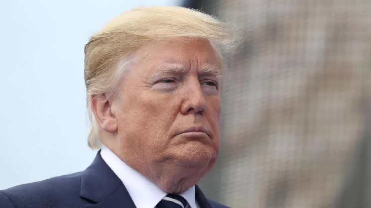 Критика запуску токена Трампа: потенційні конфлікти інтересів і загроза для криптоіндустрії