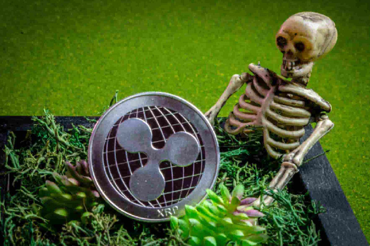 Падіння ціни XRP: інвестори кити масово продають актив на фоні волатильності ринку