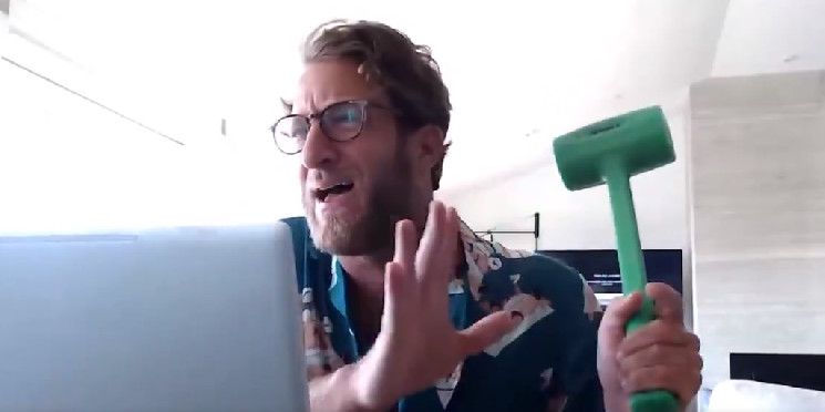 Дейв Портной раскрыл свой кошелек и заработал 68 тысяч долларов на мем-коинах Solana: «Я не пытаюсь быть подозрительным»