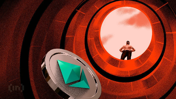 Крах Ethereum на 20%: інституційні інвестори активно купують під час падіння