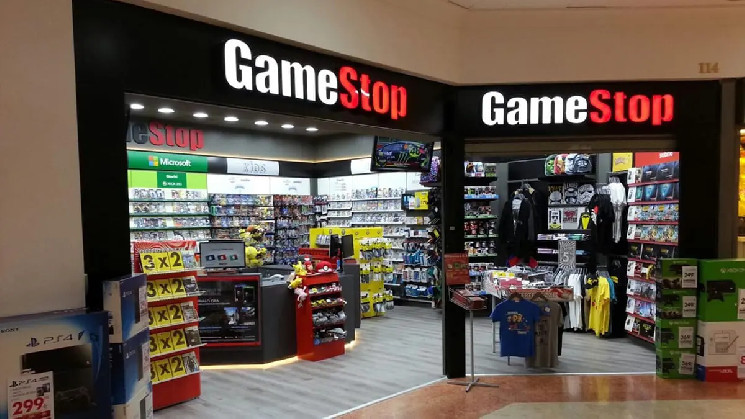 GameStop планирует инвестировать в Bitcoin и криптовалюты: новые горизонты для компании