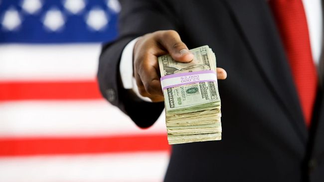 Криптовалютные рынки на данной неделе: выплаты FTX, интервью Трампа с Маском и протоколы FOMC могут вызвать волатильность.