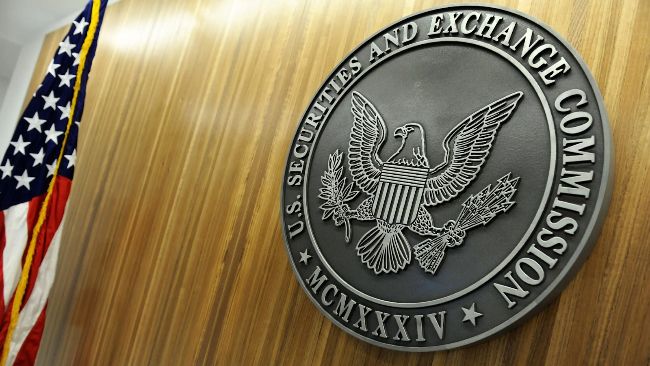 DOGE посилює контроль над SEC: нові виклики для регулювання криптовалют