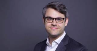 Сенатор Луммис обсуждает создание резервов биткойнов в США на встрече с лидерами отрасли 11 марта