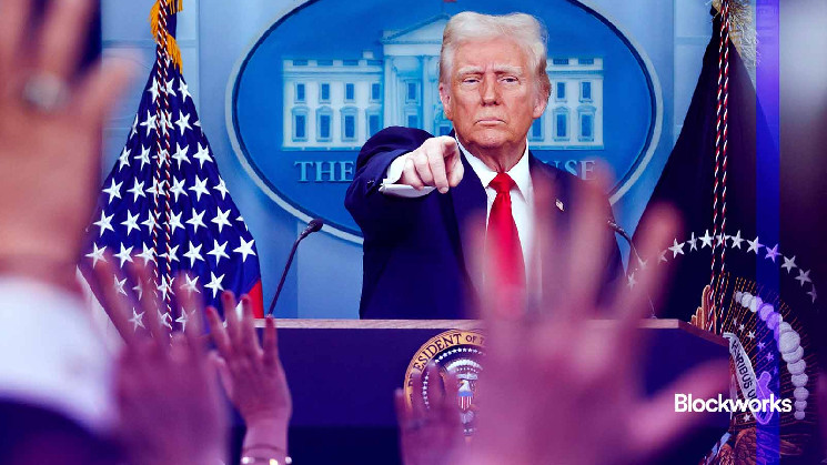 Трамп проведет первый криптосаммит в условиях споров по регулированию и законодательству в индустрии криптовалют