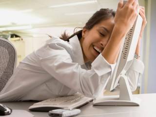 Биткойн вернулся к $82,000: законопроект сенатора Луммис о миллионе BTC и рост альткойнов на рынке криптовалют.