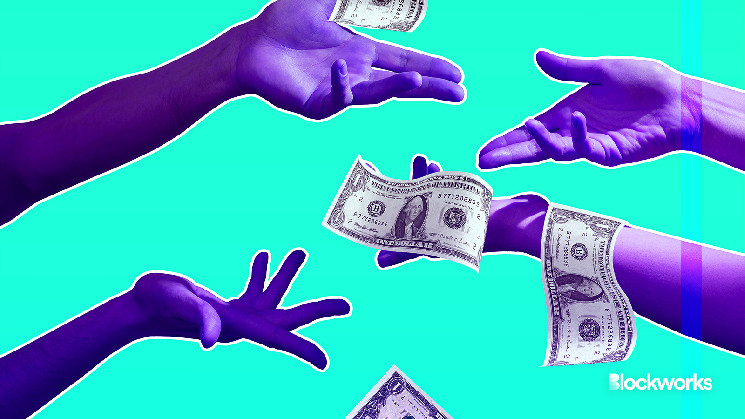 Биткойн растет после увеличения инфляции