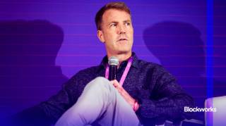 Криптовалюта: Ориентированная на нарратив на фоне институциональных инвестиций