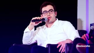 HyperLiquid у складній ситуації: суперечливе рішення для закриття позицій у JELLY