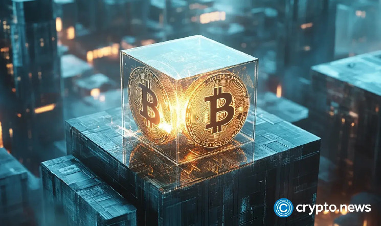 Биткойн может упасть ниже $80,000 на фоне инфляции и тарифов США