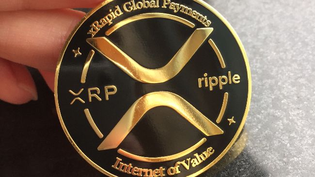 XRP стикається з опором та шукає відновлення після спаду ціни нижче $2.080