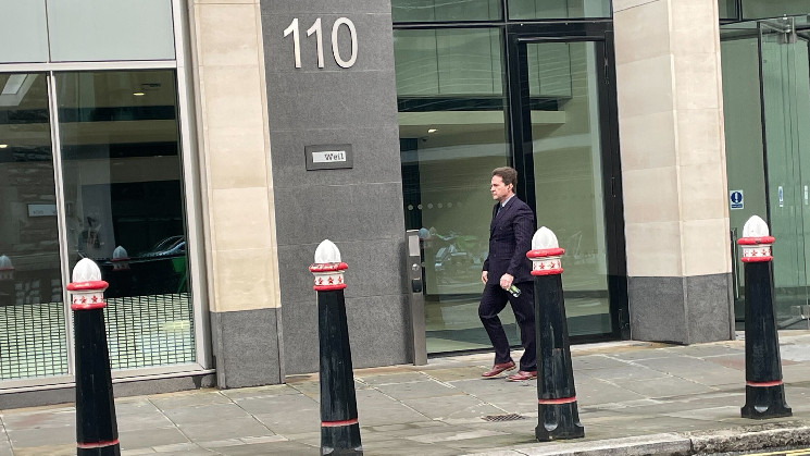 Коротка назва статті:
Райт заперечив змови COPA