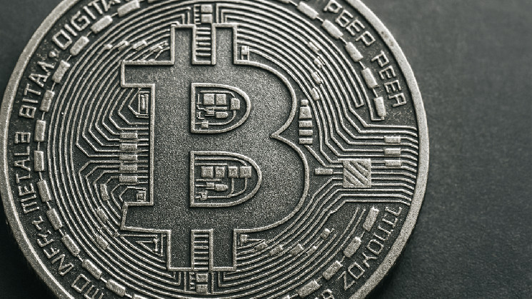 Рекорди хешрейту біткоїна та зростання складності видобутку на 6,81%