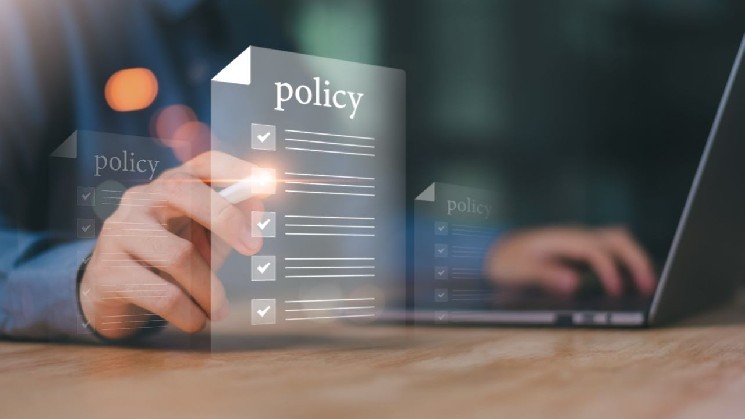 Ripple закликає Великобританію прискорити регулювання криптовалют для розвитку цифрових активів та зміцнення фінансової позиції.