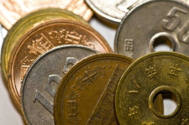 Біткоїн під тиском через зростання японських облігацій і тривоги інвесторів після тарифних шоків