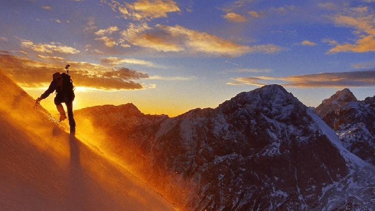 Невизначеність тарифної політики США: зсув до прагматизму та вплив на ринки активів