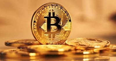 Золото и биткойн поднимаются на фоне комментариев Трампа о экономической неопределенности и ослаблении доллара США