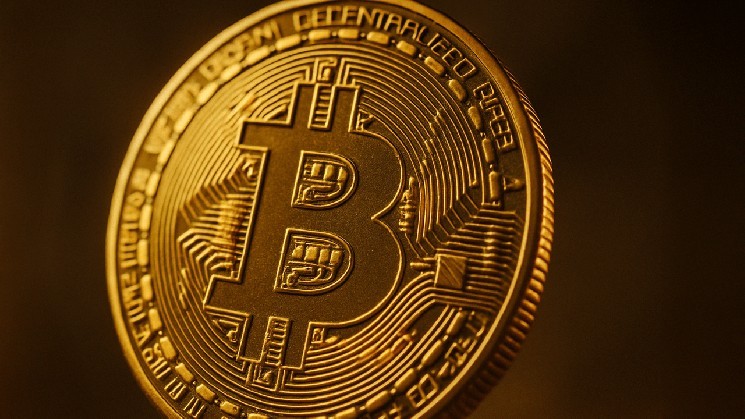 Биткойн колеблется у $88K: ждать ли роста до $90K?