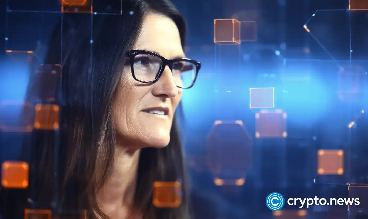 Продажа акций Coinbase, покупка Meta: стратегические ходы Ark Invest