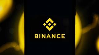Сенаторы США требуют разъяснений о связях Binance с криптовалютами Трампа и рисках ослабления регулирования