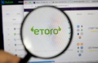 ARK Invest вложила 9,4 миллиона долларов в акции eToro на дебюте торговой платформы в Nasdaq