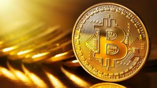 Биткойн на пороге рекордов: долгосрочные держатели продолжают накапливать активы, ожидая роста цен