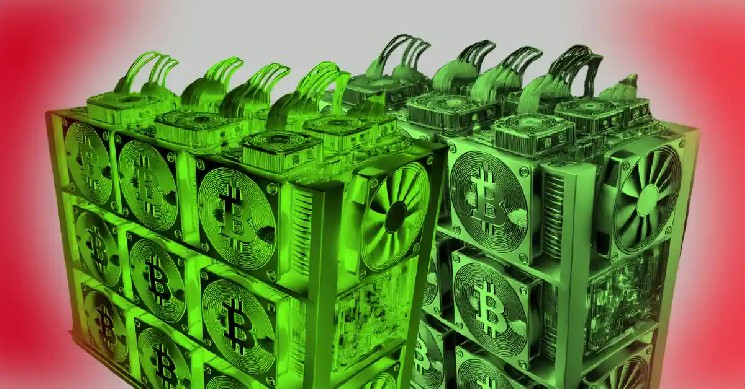 Riot Platforms збільшує кредитне фінансування до $200 млн через Coinbase для розширення майнінгу Bitcoin та закупівлі нових майнерів.