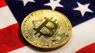 Трамп обіцяє домінування США у криптовалюті та біткоїні на розкішній вечері для інвесторів