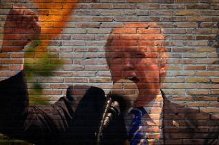 Криптоведмеді зазнали втрат $500 млн через загрози тарифів від Трампа: біткоїн і альткоїни під тиском ліквідацій.