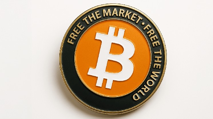 Золото и биткойн: Ответ на предательство фиатных денег