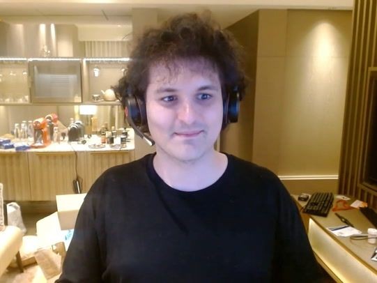 Сем Банкман-Фрід може вийти з вязниці раніше на понад чотири роки за добру поведінку