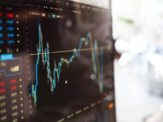 Крипторинок під тиском: XRP втрачає підтримку, BTC та інші токени зазнають збитків перед виходом даних інфляції США
