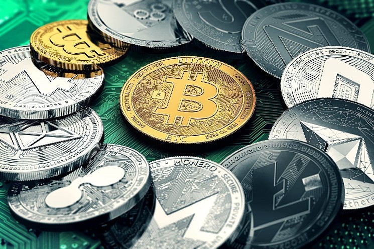 Ethereum веде ринок, Bitcoin затримується: огляд інвестиційних тенденцій у криптовалютах.
