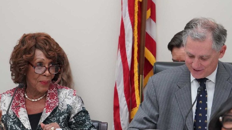 Прогрес у законодавстві про криптовалюти: нові законопроекти на горизонті