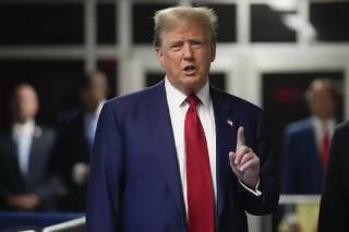 Трамп объявил о поддержке криптовалют и создании стейблкоинов в США на саммите Coinbase