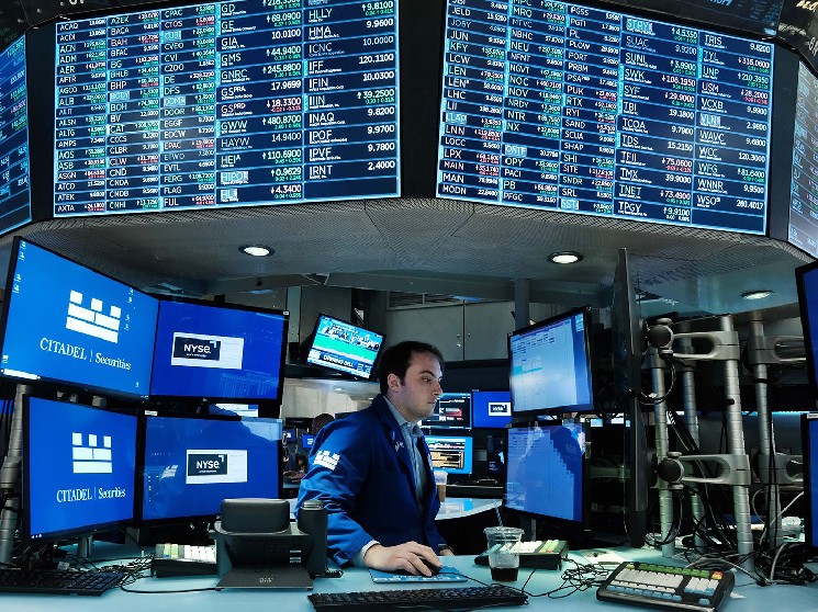 Летняя пауза Биткойна: как спокойствие создает торговые возможности на рынке криптовалют