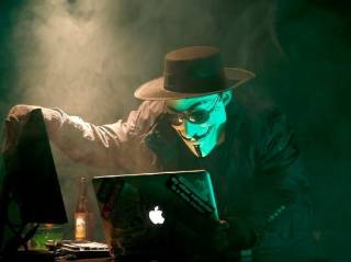 Новая угроза: малварь SparkKitty ворует данные криптокошельков через приложения в App Store и Google Play