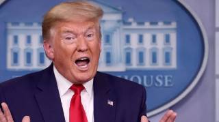 Трамп критикует ФРС и говорит о торговле с Индией и ядерной программе Ирана