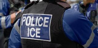 Приложение, предупреждающее о рейдах ICE, под угрозой закрытия из-за давления Министерства юстиции Трампа