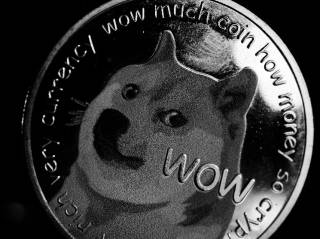 Быки Dogecoin борются за цену $0.15: будет ли ралли?