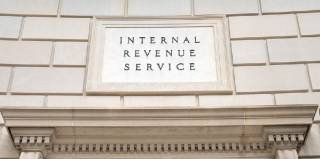 IRS отменяет правило для DeFi: шаг к свободе в криптоиндустрии