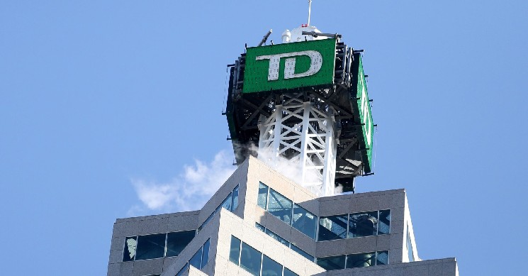 TD Cowen прогнозирует рост Bitcoin до $155,000 к 2025 году и повышает целевую цену акций MicroStrategy до $680.